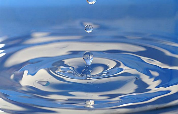 В чем уникальность крещенской воды?