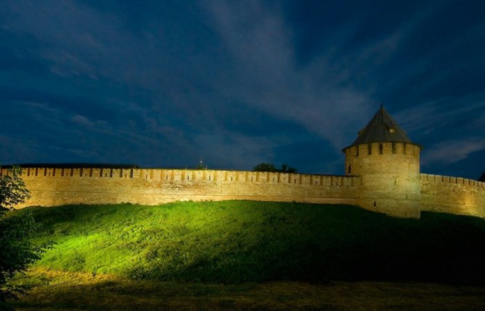 ДАВАЙ ПОЕДЕМ ПО СТАРИННЫМ ГОРОДАМ …